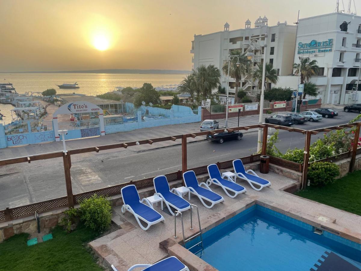 Serafy City Center Hostel And Pool For Foreigners Adults Only Hurghada Eksteriør bilde