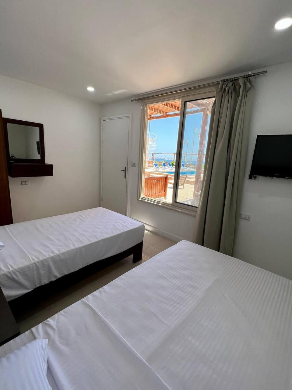 Serafy City Center Hostel And Pool For Foreigners Adults Only Hurghada Eksteriør bilde