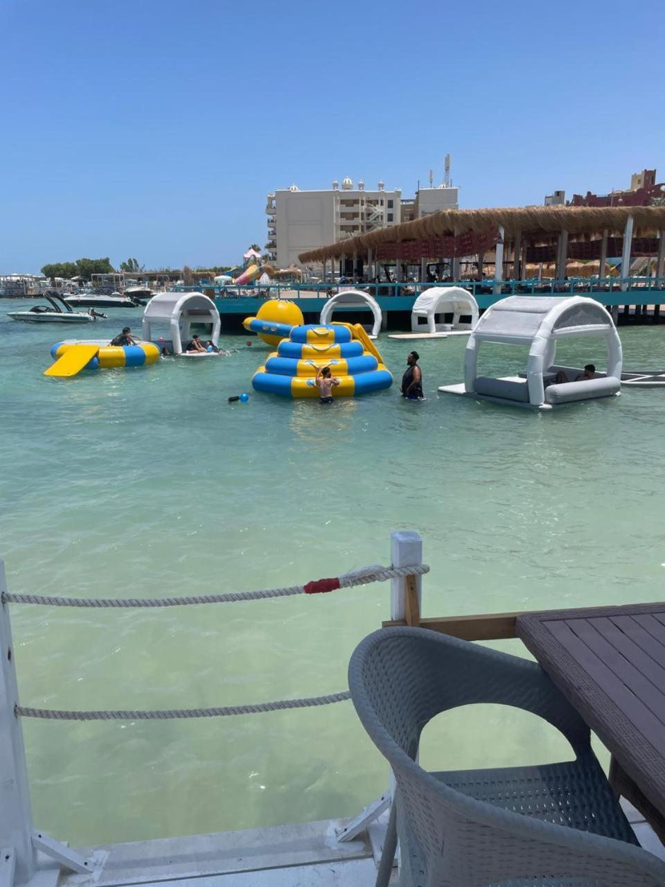 Serafy City Center Hostel And Pool For Foreigners Adults Only Hurghada Eksteriør bilde