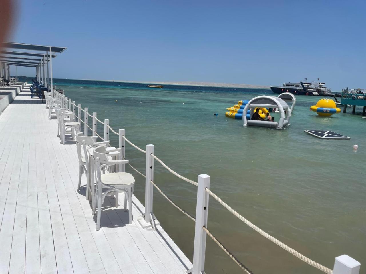 Serafy City Center Hostel And Pool For Foreigners Adults Only Hurghada Eksteriør bilde