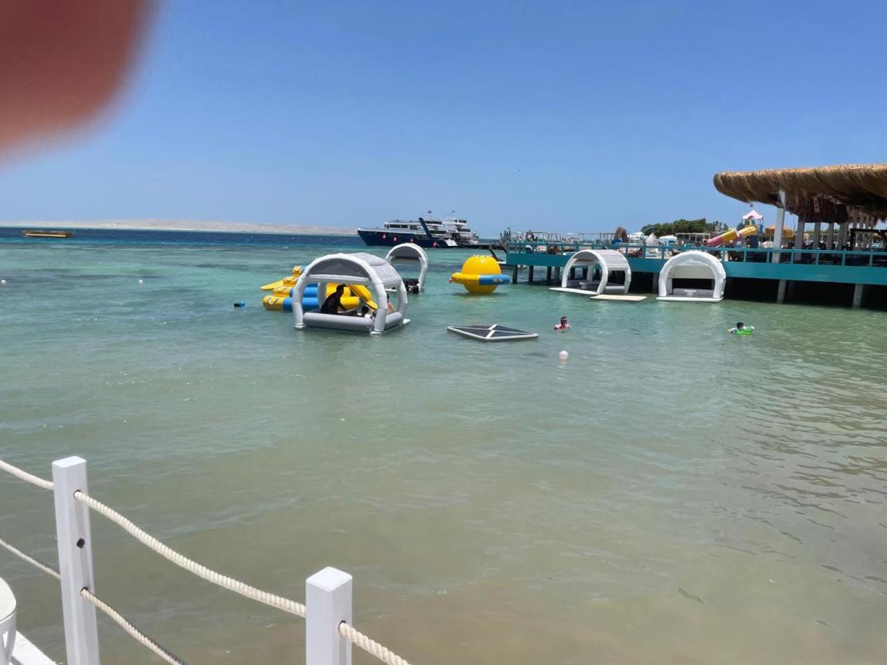 Serafy City Center Hostel And Pool For Foreigners Adults Only Hurghada Eksteriør bilde