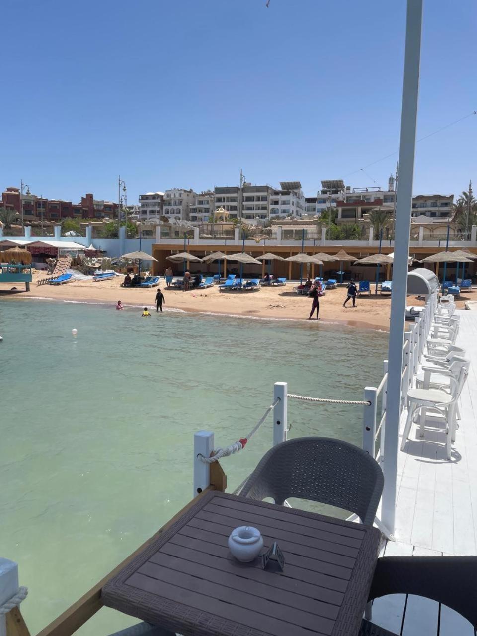 Serafy City Center Hostel And Pool For Foreigners Adults Only Hurghada Eksteriør bilde